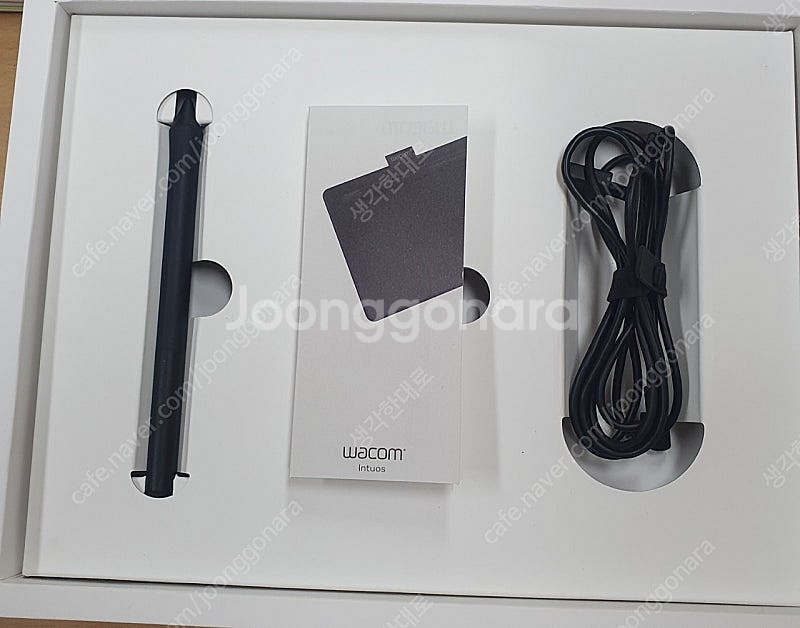 20년식 와콤 인튜어스 ctl-6100wl 팝니다.(블...--2