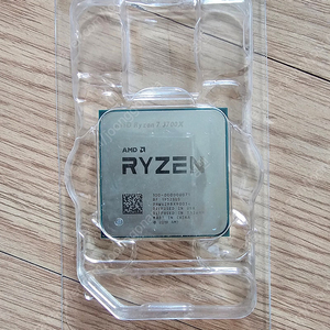 AMD Ryzen7 3700X + 프리즘 기본쿨러