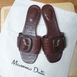 (가격 인하) 마시모두띠 ﻿ (Massimo Dutti) 샌들 (새 제품)