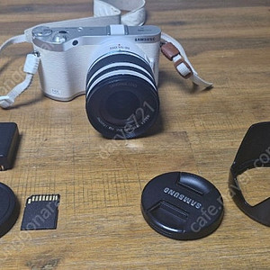 삼성 NX300M 미러리스 카메라 화이트 세트 무료배송