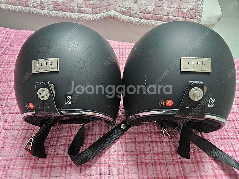 크랭크 헬멧 2개 팝니다--1