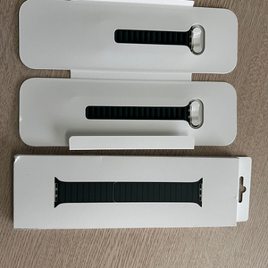 애플워치 정품 스트랩팝니다(마그네틱링크,파인우븐소재 ,에버그린,41mm)