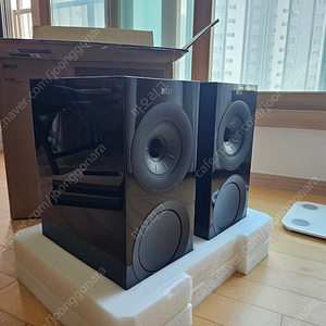 KEF R3 META 팝니다.