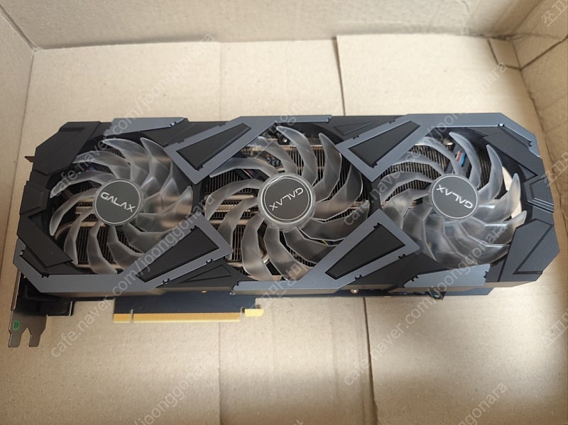 갤럭시 지포스 RTX 3070 EX GAMER BLACK OC D6 8GB LHR 3팬