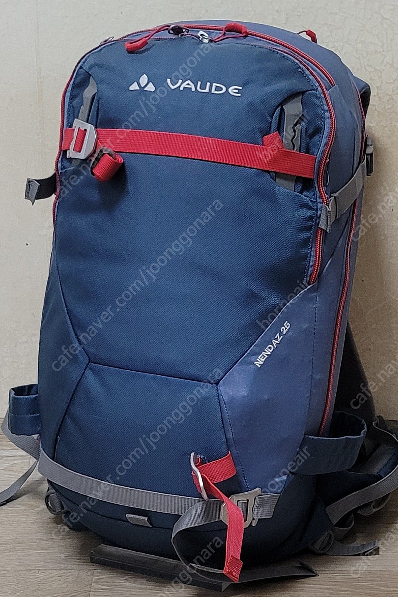 바우데 VAUDE NENDAZ 25 등산배낭 여행캠핑백팩 25~30L