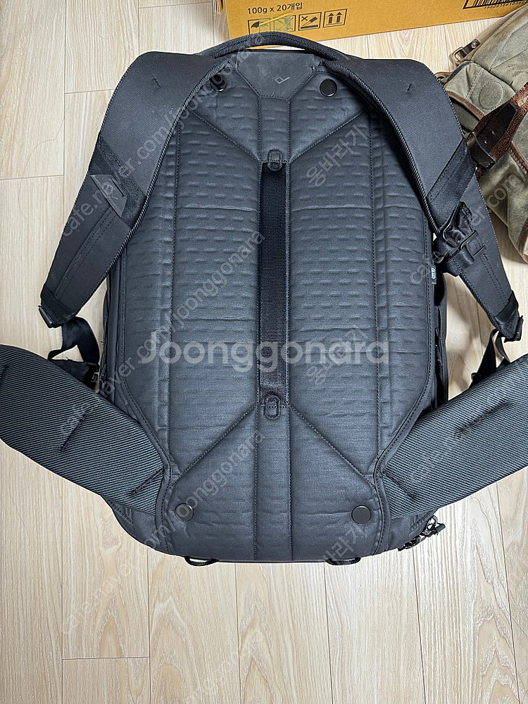픽디자인 트래블팩팩 45L 블랙+ v2큐브M--1