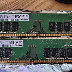 PC용 DDR4 8G 메모리 팝니다.