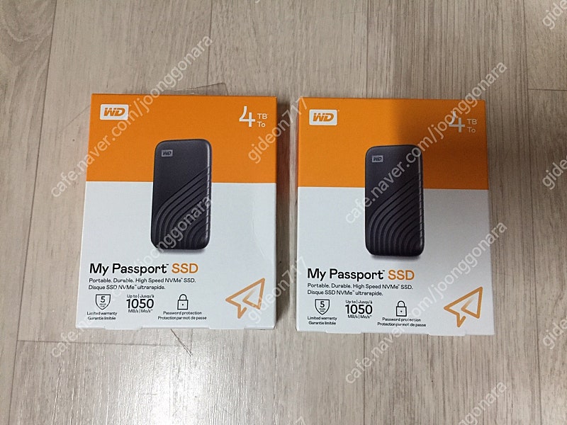 [새제품] WD My Passport SSD 4TB 팝니다.