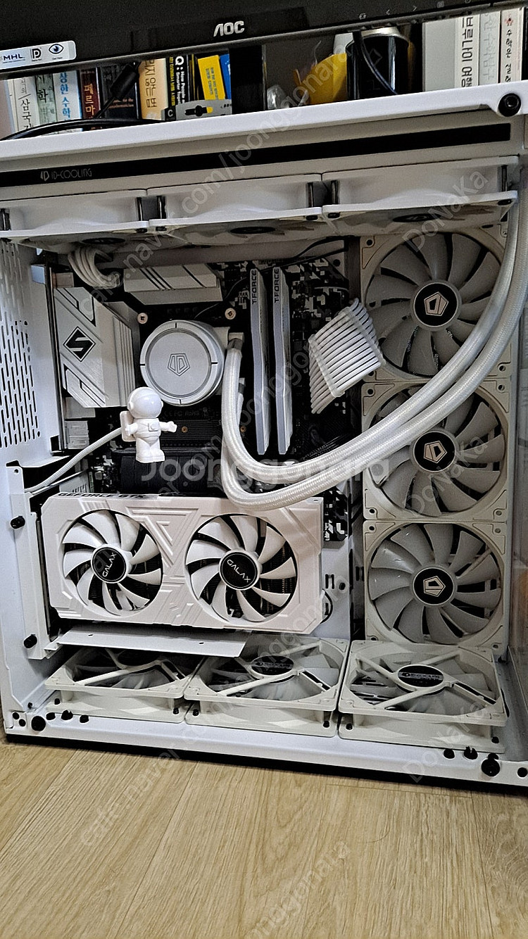 개인 PC 화이트본체 및 남은부품 정리합니다. i7 10700, i9 10900, b460, z490, ddr4 6...--1
