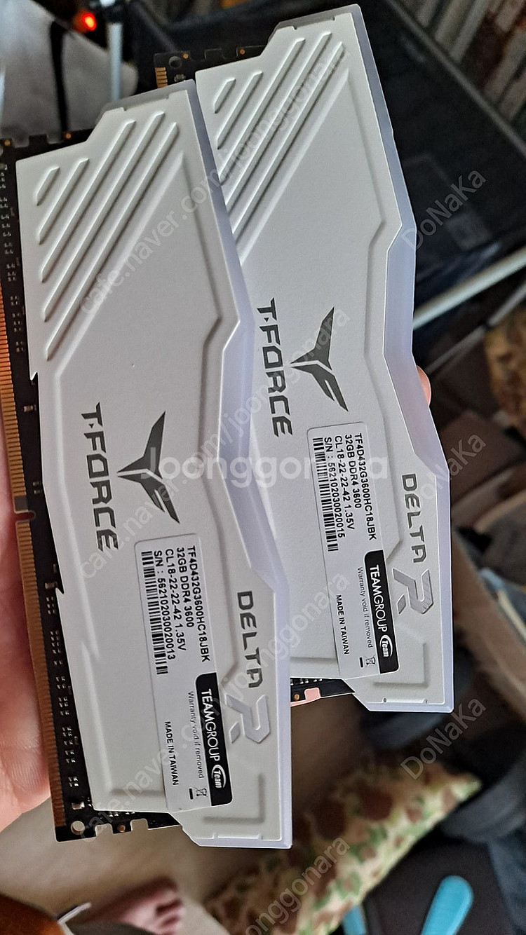 개인 PC 화이트본체 및 남은부품 정리합니다. i7 10700, i9 10900, b460, z490, ddr4 6...--2