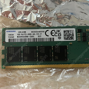 삼성 RAM DDR5 16GB 판매합니다.