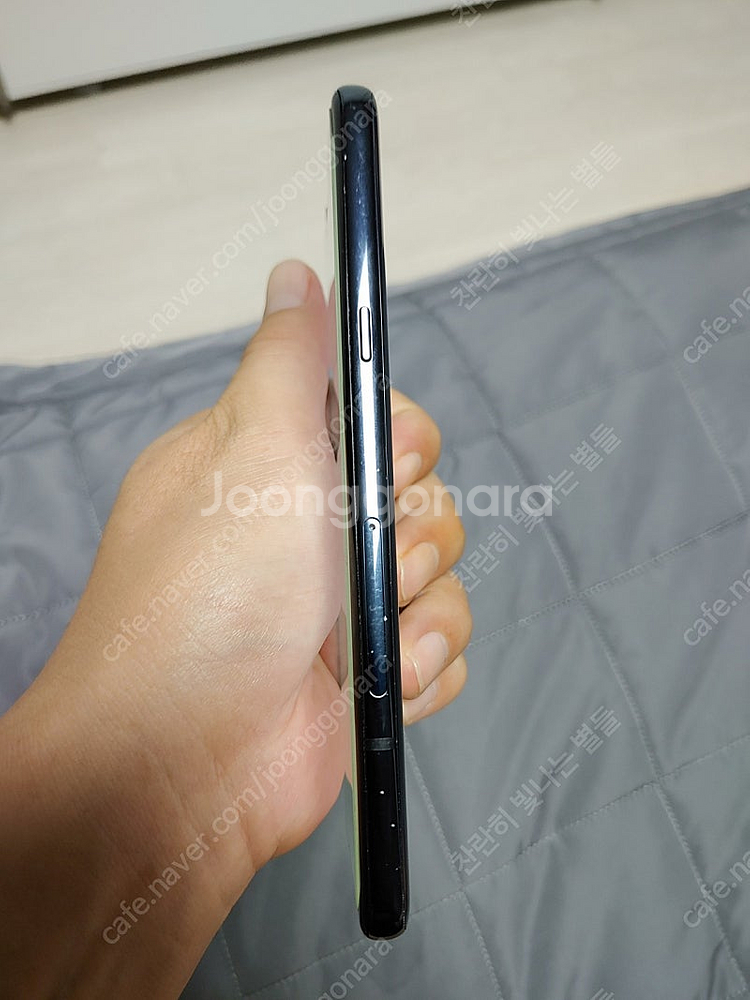 택포 lg g8 판매합니다! 잔상 약간 있어요!--3