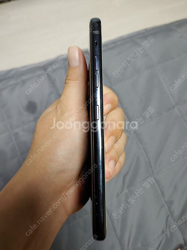택포 lg g8 판매합니다! 잔상 약간 있어요!--4