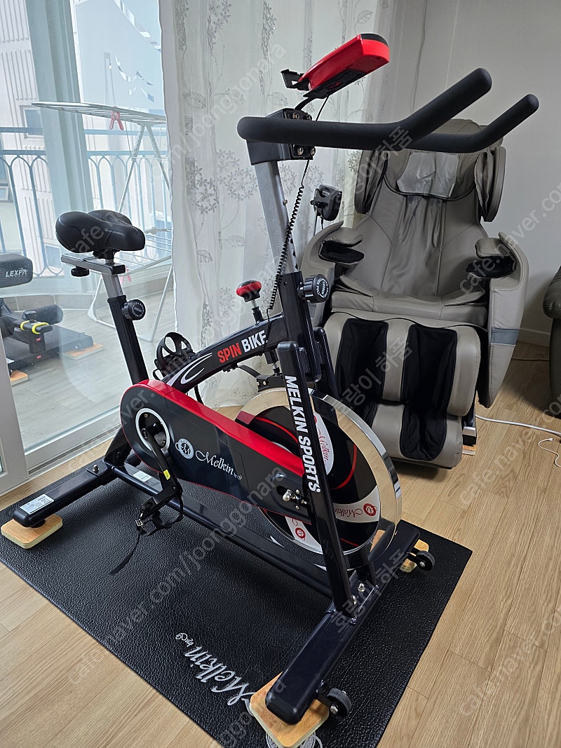 (가격인하)melkin sports spin bike 멜킨스포츠 스핀 바이크 팝니다.