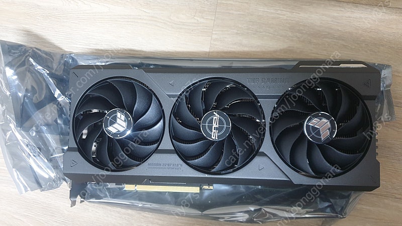 ASUS TUF Gaming 지포스 RTX 4070Ti SUPER 16G D6X 16GB 팝니다.