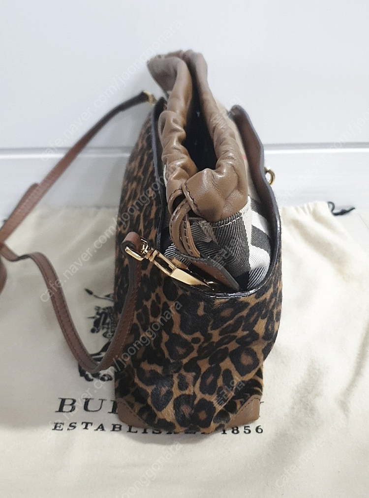 [정품] 버버리 프로섬 레오파드 크러쉬 판매합니다--2