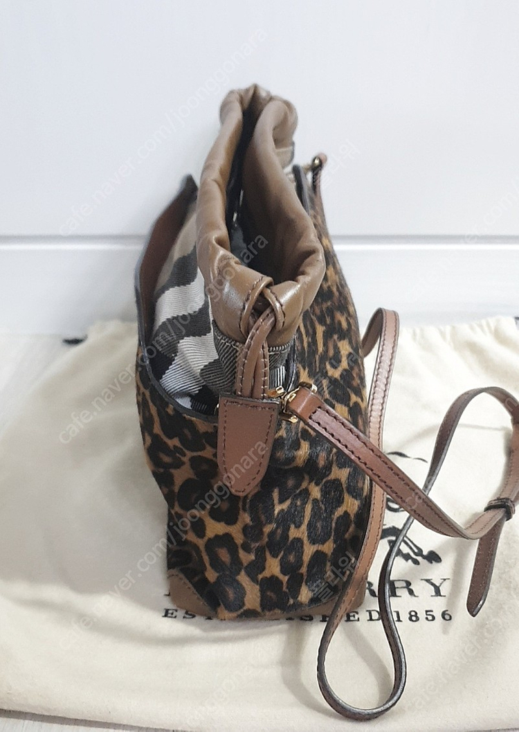 [정품] 버버리 프로섬 레오파드 크러쉬 판매합니다--3