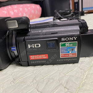 SONY HDR-PJ790 캠코더 팝니다.