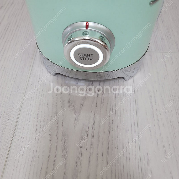스메그 밀크포머 파스텔그린 판매합니다--2
