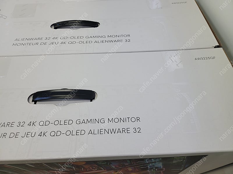 DELL AW3225QF 에일리언모니터 4k OLED 모델 미개봉으로 판매해요.