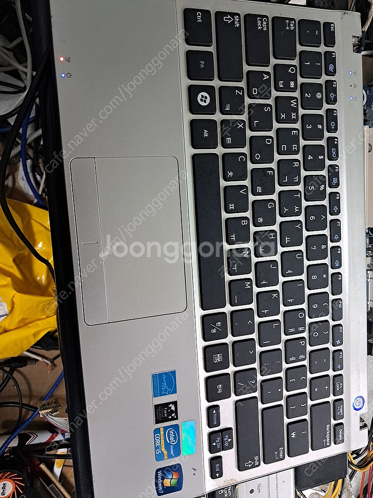 삼성노트북nt350u2b-a56b 12인치화면 있는노트...--0