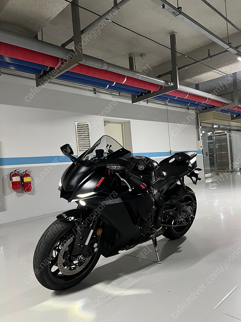 2022년 Yamaha R1 차량 판매합니다