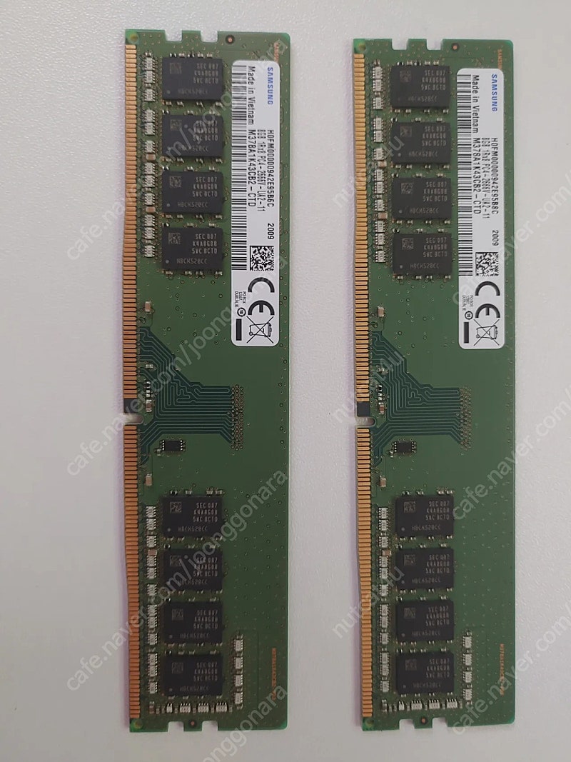 삼성 ddr4 16gb(8gb × 2개)