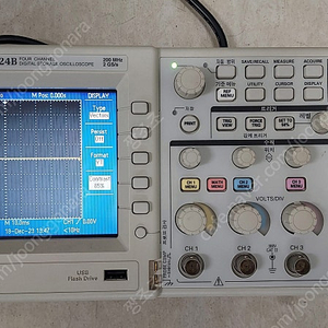 중고 오실로스코프 텍트로닉스 Tektronix TDS2024B 200MHz 4채널 (미사용 A급)