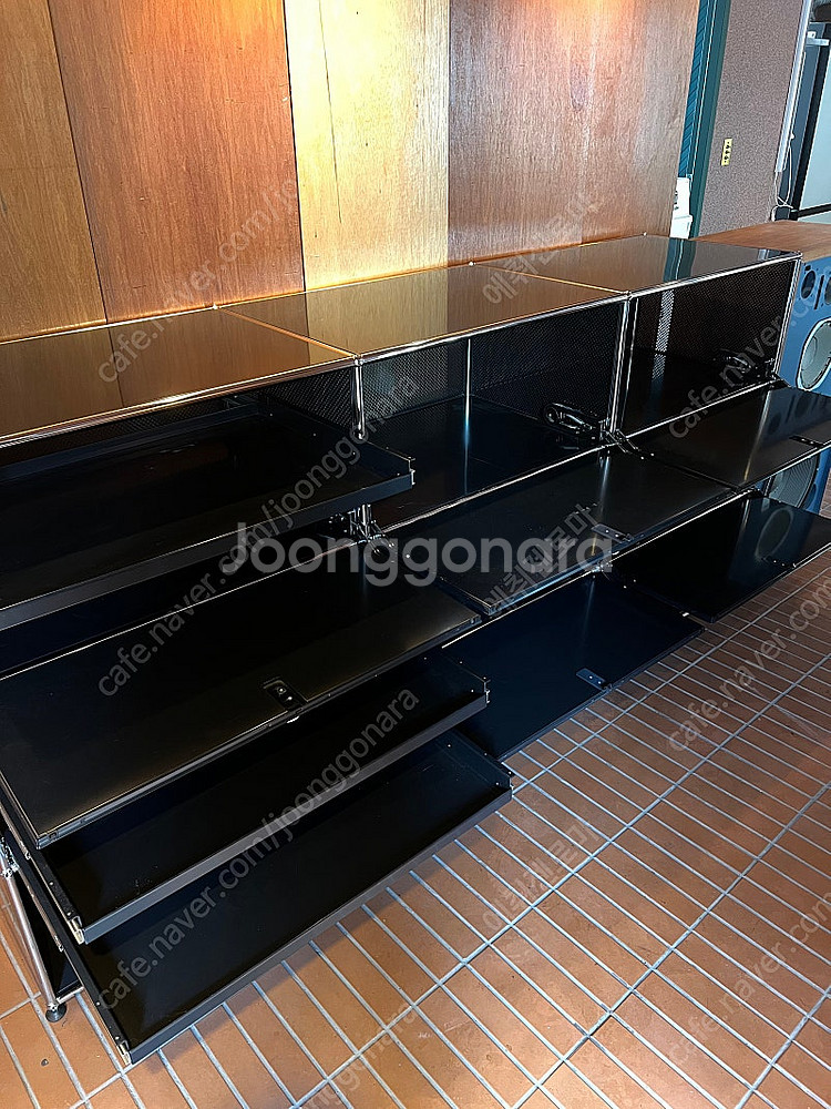 Usm haller (블랙) 팝니다--1