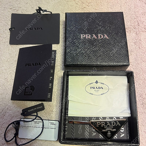 프라다 핀 메탈 헤어 클립 헤어 핀(오른쪽만) prada