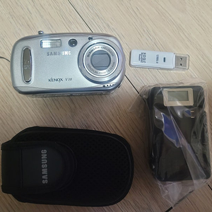 삼성캐녹스 V10 디지털카메라