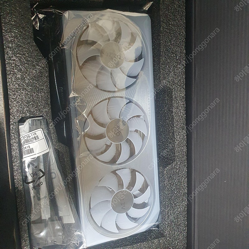 GIGABYTE 지포스 RTX 4070SUPER AERO OC 제이씨현