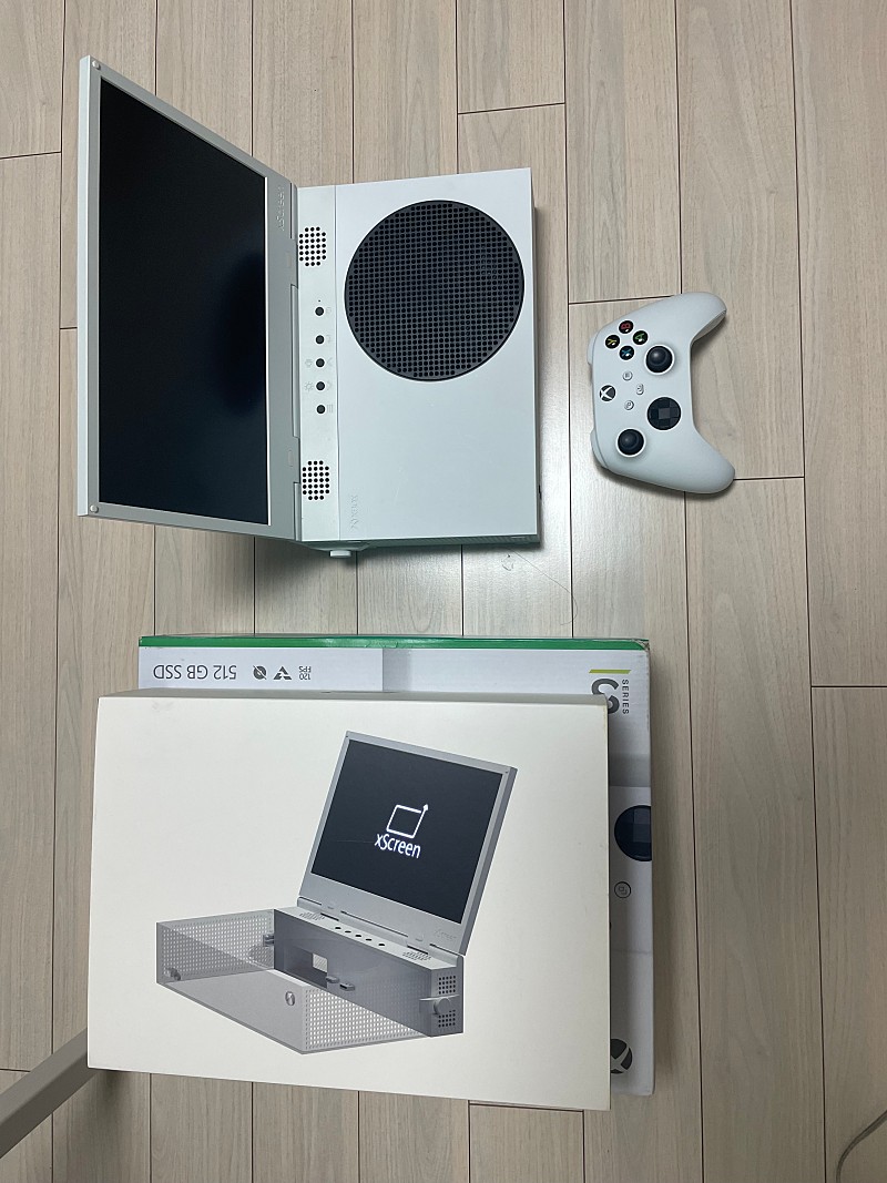 xbox 시리즈s + X screen 판매합니다.