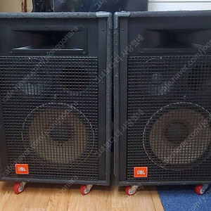 JBL4735A 1조 모니터스피커12인치 QSC4채널앰프.팝니다.