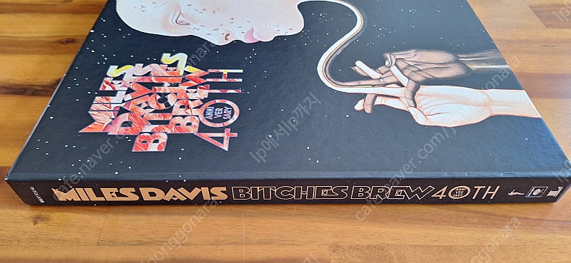 (인하)LP마일즈 데이비스Bitches Brew40주년 기념. 한정판박스2LP+3CD+DVD(무배)