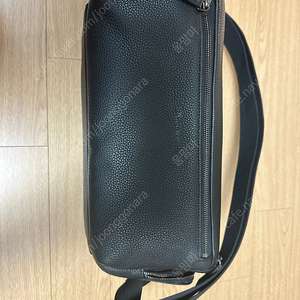 [Oberwerth] SL Sling Bag 팝니다. 저번달에 산 거의 새제품입니다.