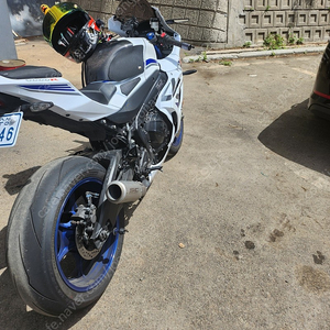 r1000r 18년식 가성비 팝니다