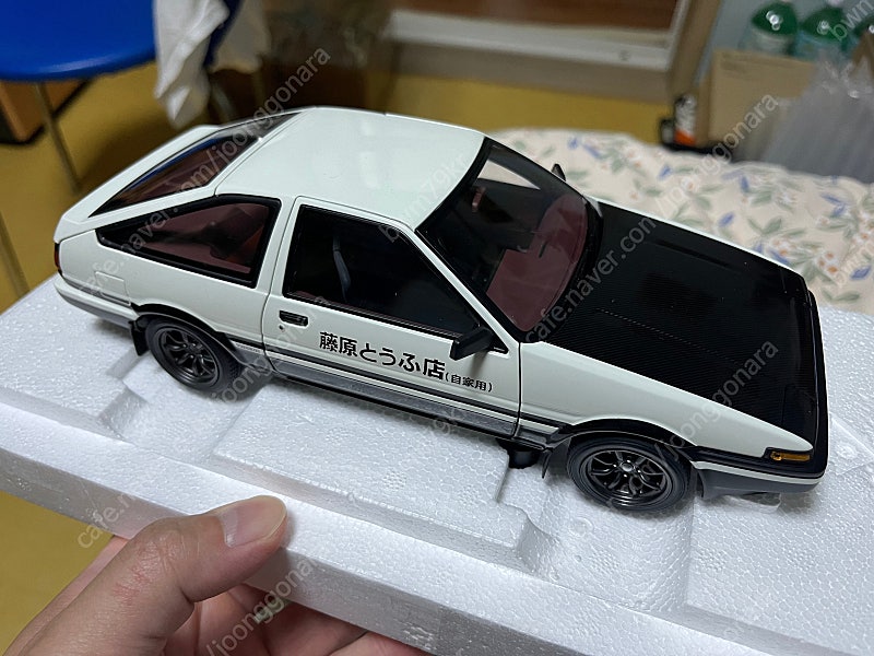 AE86 이니셜D(오토아트 1:18)