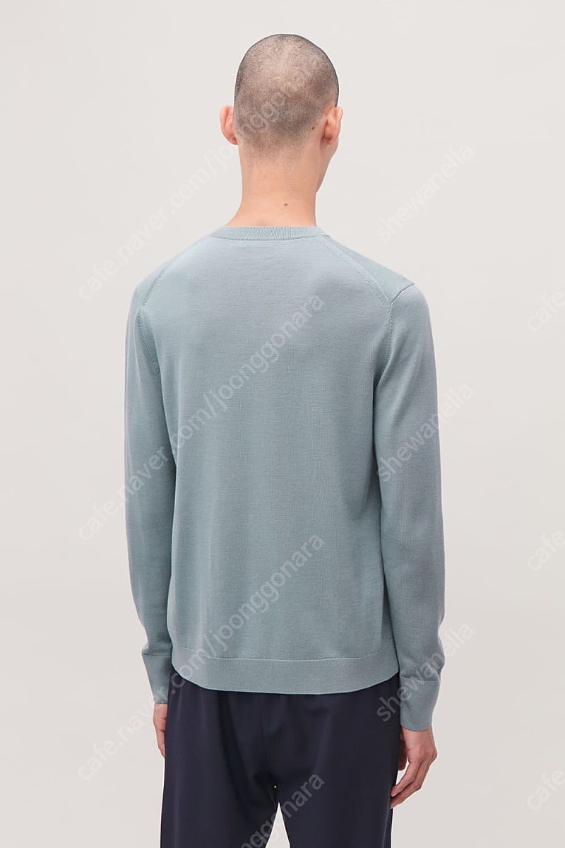 코스(COS) 메리노 크루 넥 스웨터 니트 틸 블루