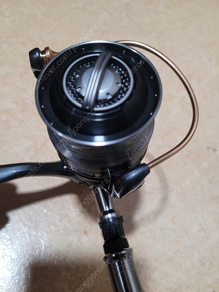 아부가르시아 레보 ALX 4000SH 판매합니다--5