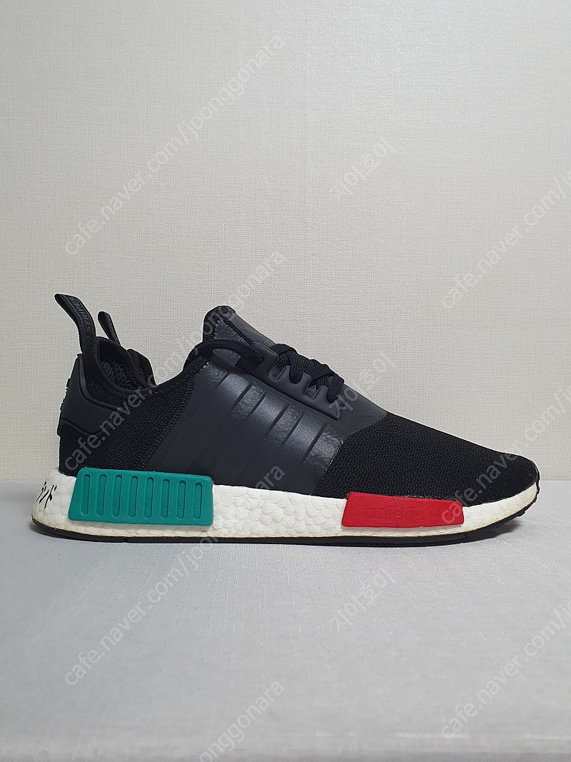 // 택포 // 무료배송 290mm 아디다스 NMD R1 블랙 운동화