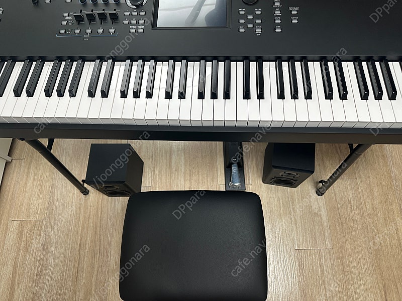 YAMAHA MODX8+ 미사용 제품(스탠드, 의자, 헤드폰, 스피커, 케이스, 매트 포함)