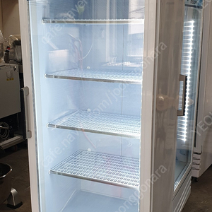 프리탑냉동쇼케이스냉동고직냉식업소용FT-470DFS판매합니다
