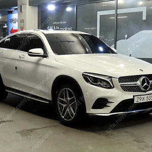 벤츠GLC클래스 X253 GLC 220 d 4MATIC 쿠페중고차 할부 리스 카드 저신용자 전액할부 가능