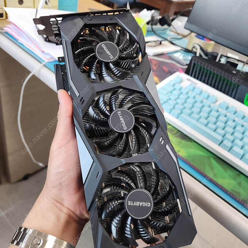 rtx2070 기가바이트 3팬