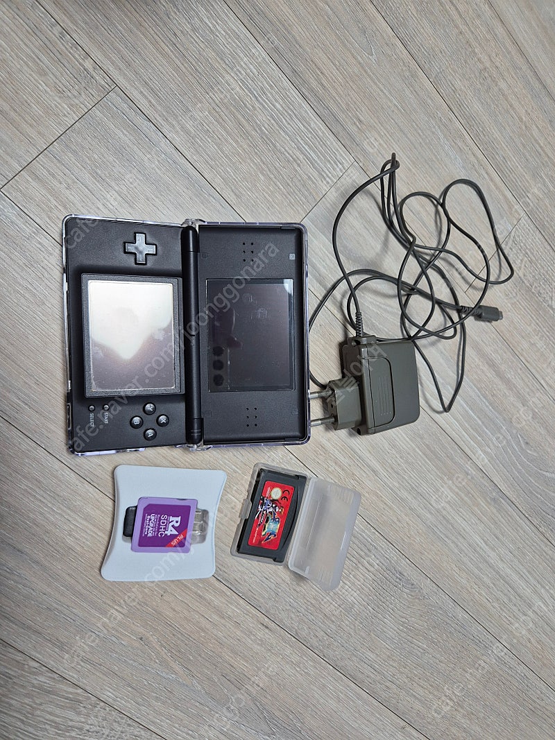 닌텐도 ds lite +최신칩+샤이닝소울2 카드팩