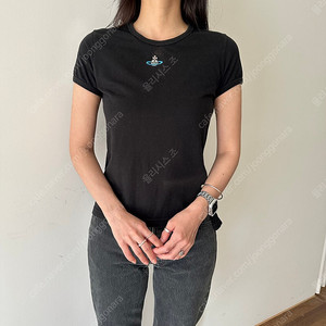 비비안웨스트우드 orb 로고 여성 반팔 티셔츠