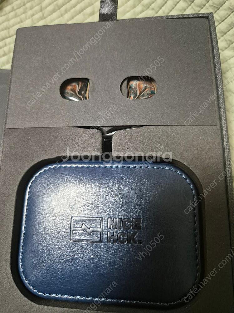 nx7 mk4 이어폰 판매합니다--1