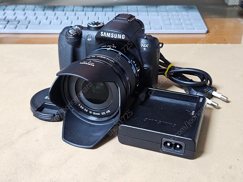 (미러리스 디카) 삼성 NX 5 + 18-55 OIS