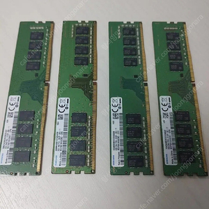 Ddr4 8gb 4개 팝니다.